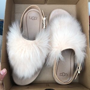 UGG Holly slippers Furry slides